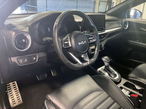 Used 2024 Kia Forte GT-Line w/ GT-Line Premium Package FWD image 8