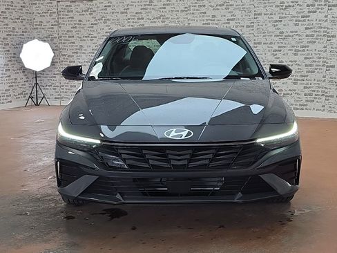 New 2026 Hyundai Elantra SEL Sport Premium FWD image 2
