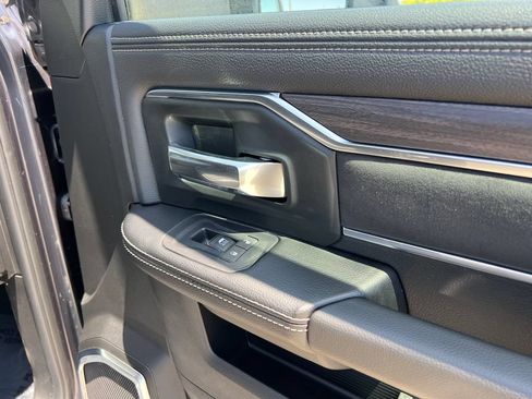 New 2026 RAM 3500 Laramie AWD/4WD image 19