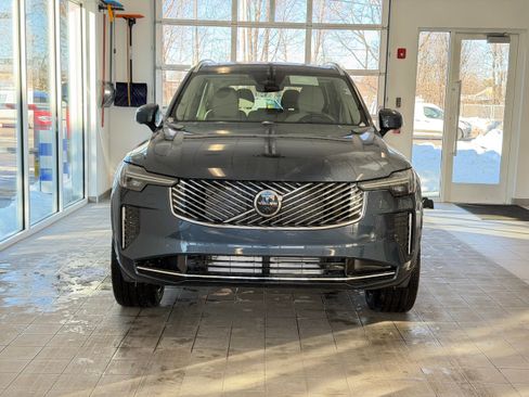 New 2026 Volvo XC90 T8 Ultra w/ Protection Package Premier AWD/4WD image 3