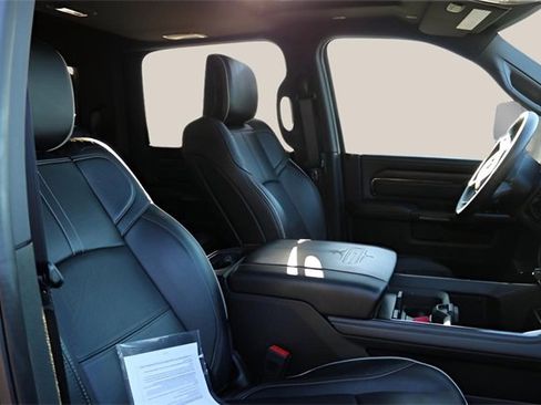 Used 2024 RAM 2500 Limited image 20