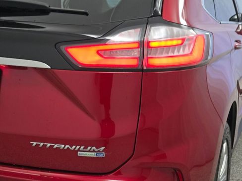 Used 2020 Ford Edge Titanium w/ Equipment Group 301A image 13