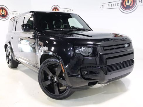 Used 2023 Land Rover Defender 110 V8 AWD/4WD image 7