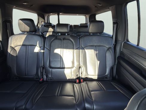 Used 2024 Jeep Wagoneer Series II w/ Flexible Seating Group RWD image 25