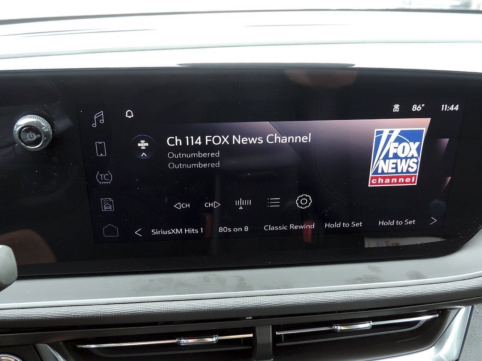 Used 2025 Buick Envista Preferred w/ Convenience I Package FWD image 18