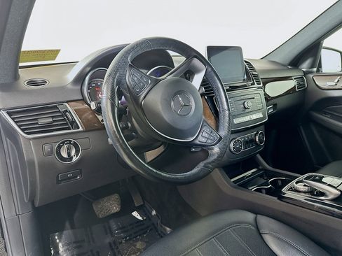 Certified 2018 Mercedes-Benz GLE 350 4MATIC image 9
