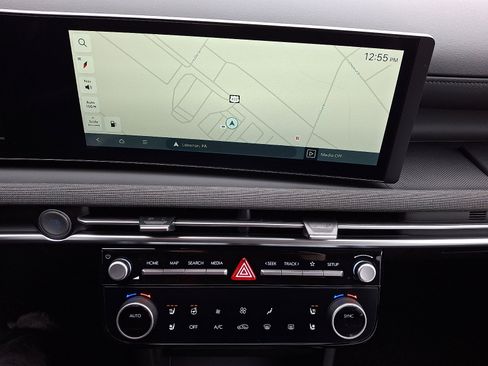 New 2026 Hyundai Tucson Limited image 8