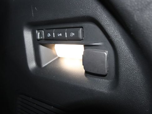 Used 2022 Ford Explorer Limited w/ Equipment Group 301A image 44