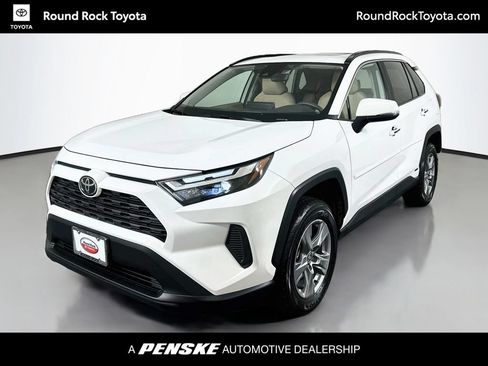 Certified 2025 Toyota RAV4 XLE w/ Convenience Package AWD/4WD image 1