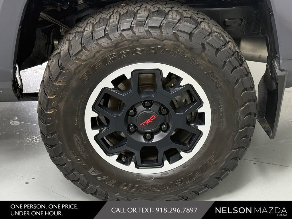 Used 2024 Toyota Tacoma TRD Sport AWD/4WD image 13