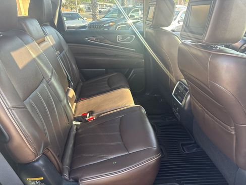 Used 2013 INFINITI JX35 AWD w/ Premium Pkg image 11