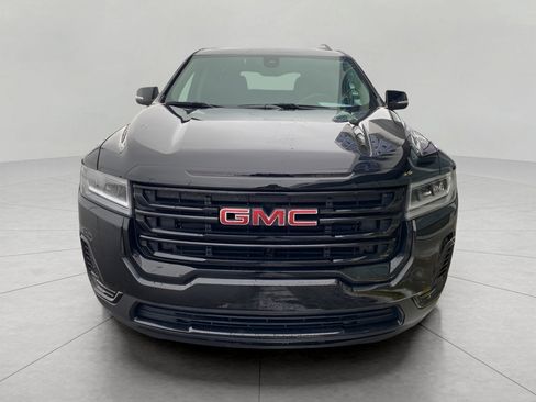 Used 2023 GMC Acadia SLE w/ Driver Convenience Package image 3