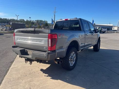 Used 2022 Ford F250 Platinum image 8