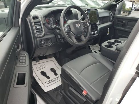 Used 2026 RAM 2500 Tradesman AWD/4WD image 12