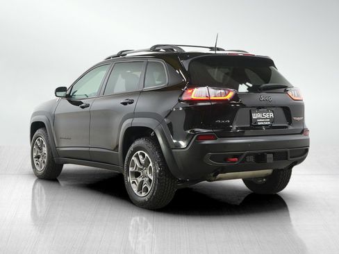 Used 2021 Jeep Cherokee Trailhawk w/ Trailer Tow Group AWD/4WD image 3