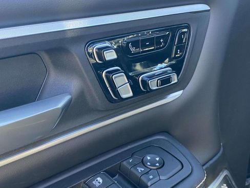 New 2026 RAM 1500 Tungsten AWD/4WD image 17