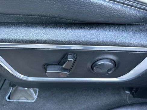 Used 2024 RAM 1500 Laramie image 12