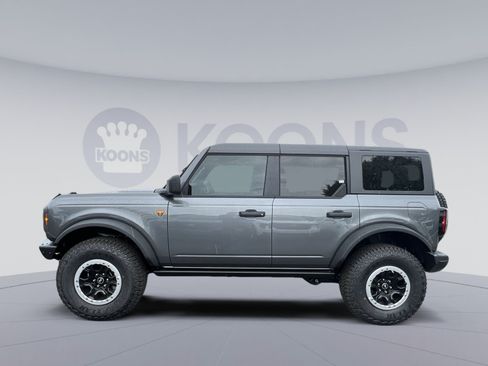 New 2025 Ford Bronco Badlands w/ Sasquatch Package AWD/4WD image 13