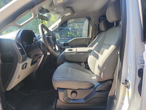 Used 2020 Ford F150 XLT image 15