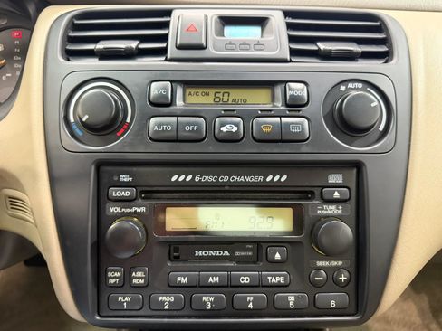 Used 2001 Honda Accord EX image 22