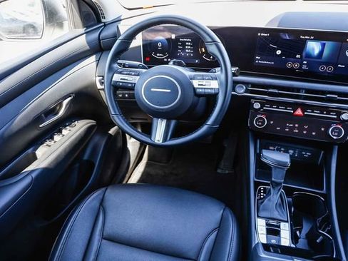 Certified 2025 Hyundai Tucson SEL image 17