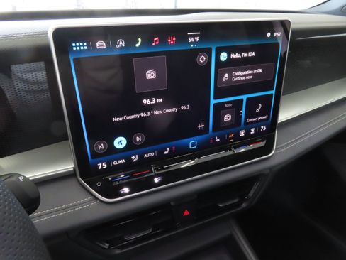 New 2026 Volkswagen Tiguan SE R-Line image 19