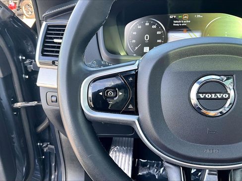 Used 2022 Volvo XC90 T8 R-Design w/ Advanced Package image 18