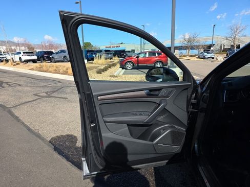 Used 2025 Audi Q5 2.0T Premium Plus w/ Premium Plus Package image 9