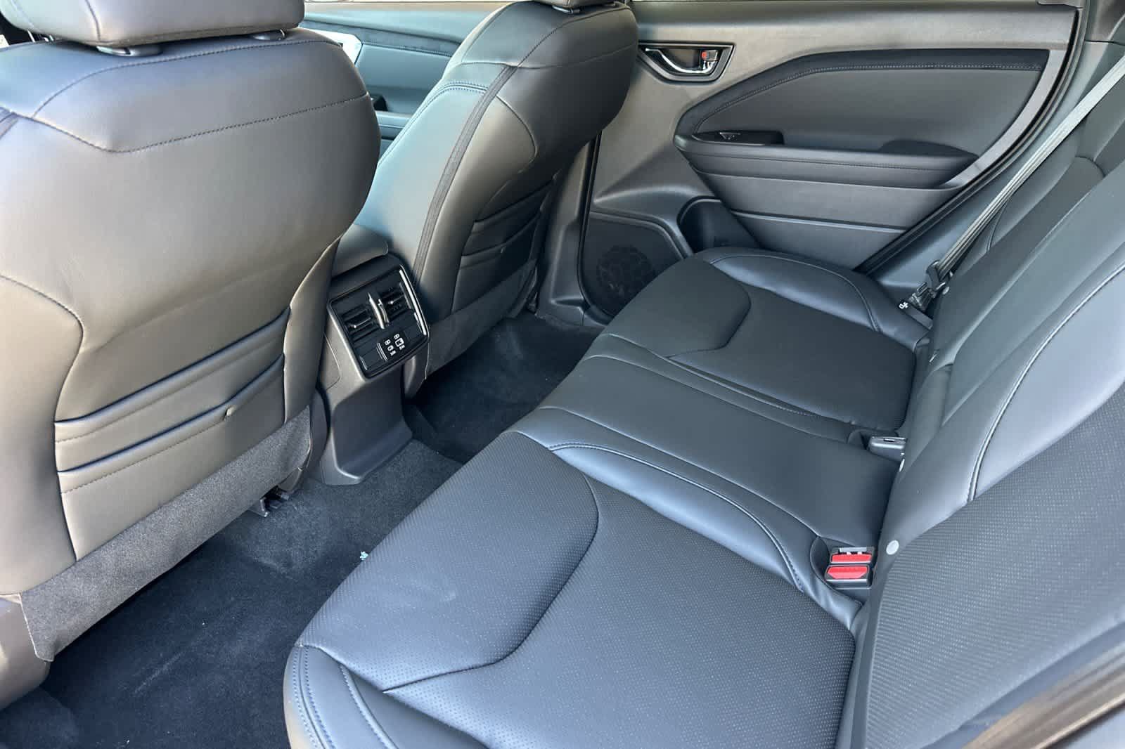 New 2026 Subaru Forester Limited AWD/4WD image 12