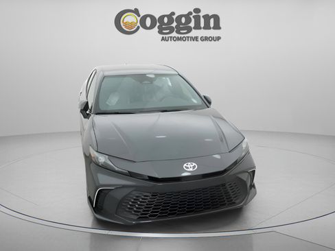 New 2026 Toyota Camry SE FWD image 26