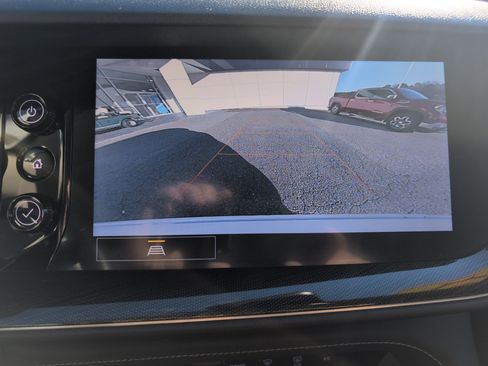 Used 2021 Buick Envision Preferred image 22