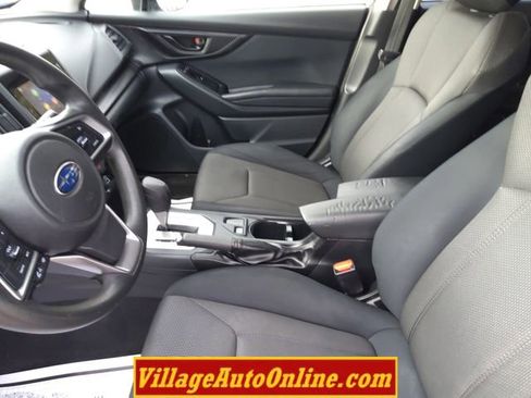 Used 2019 Subaru Crosstrek 2.0i image 17
