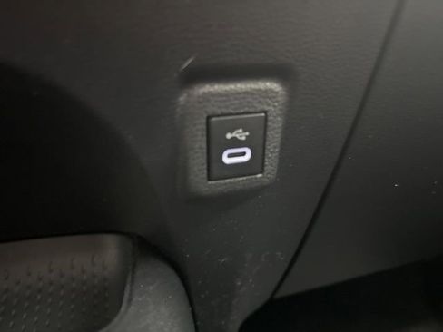 Used 2024 Toyota Corolla LE FWD image 17