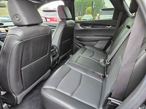 Certified 2025 Cadillac XT5 Premium Luxury FWD image 6