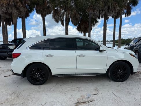 Used 2017 Acura MDX w/ Technology Package AWD/4WD image 12