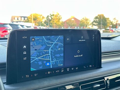 Used 2025 Lincoln Aviator Premiere w/ Equipment Group 101A image 13