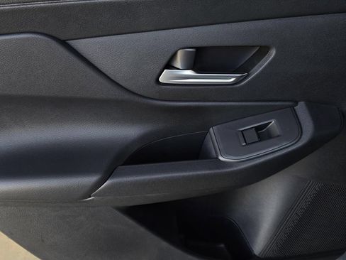 New 2027 Nissan Sentra SV FWD image 9