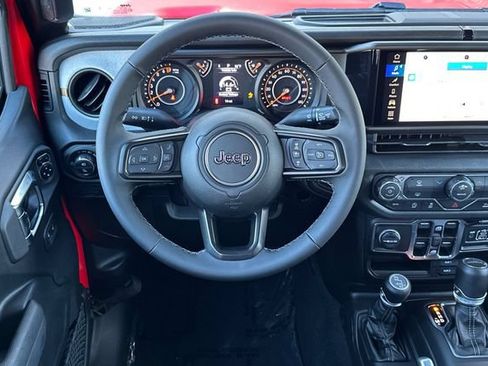 New 2026 Jeep Gladiator Sport AWD/4WD image 15