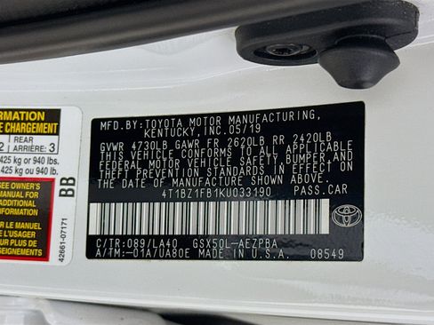 Used 2019 Toyota Avalon Limited image 40