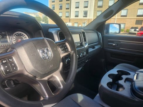 Used 2024 RAM 1500 Classic SLT image 11