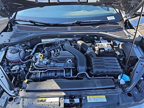 Used 2025 Volkswagen Jetta SEL image 10