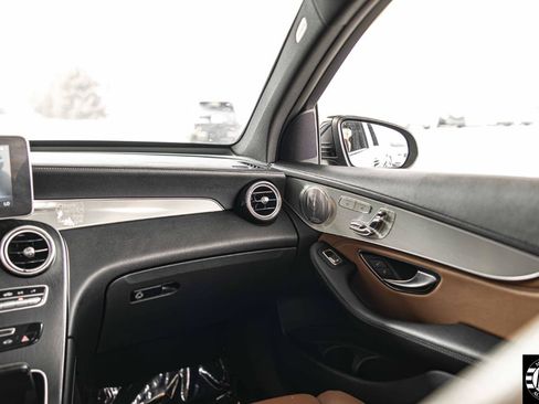 Used 2018 Mercedes-Benz GLC 43 AMG 4MATIC w/ Multimedia Package image 28