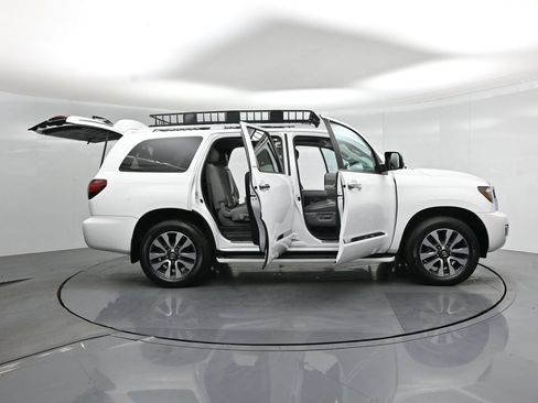 Used 2020 Toyota Sequoia Limited w/ Safety & Convenience Package AWD/4WD image 5