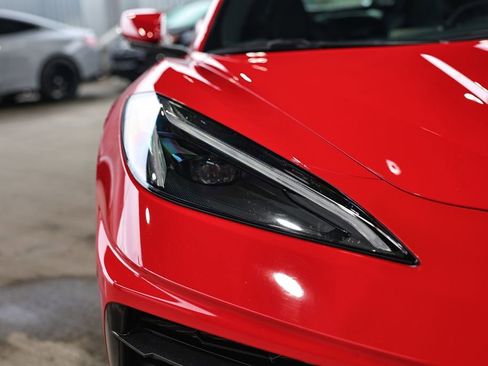 Used 2021 Chevrolet Corvette Stingray Coupe w/ Engine Appearance Package image 15