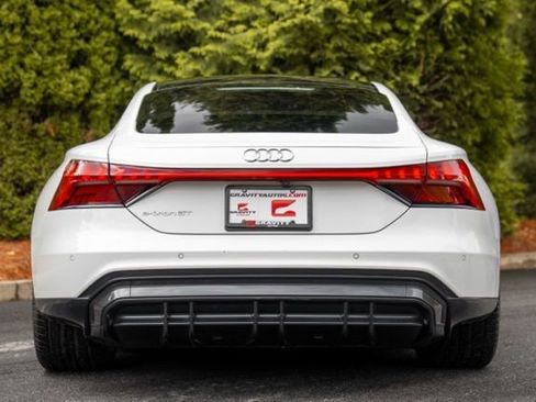 Used 2022 Audi e-tron GT Premium Plus AWD/4WD image 21