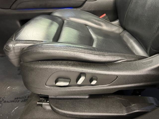 Used 2017 Cadillac XT5 Luxury w/ Driver Awareness Package FWD image 28