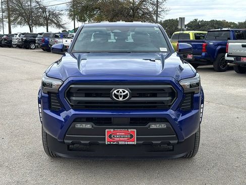 Certified 2025 Toyota Tacoma SR5 image 12