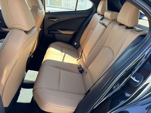Certified 2025 Lexus UX 300h 300h Premium w/ Accessory Package (Z1) image 23