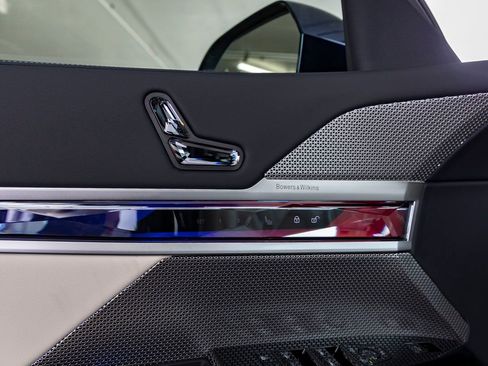 New 2026 BMW 740i image 14