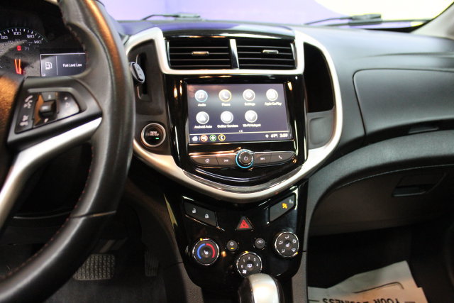 Used 2018 Chevrolet Sonic LT w/ True North Edition FWD image 19